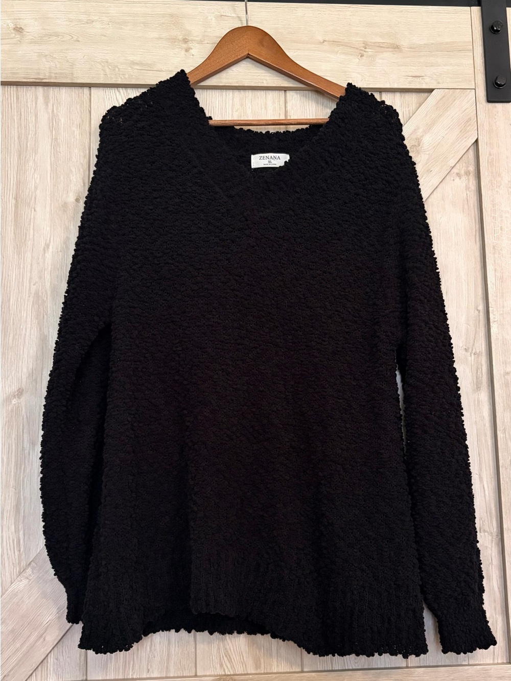 Zenana XL Black V-Neck Textured Popcorn Knit Sweater
